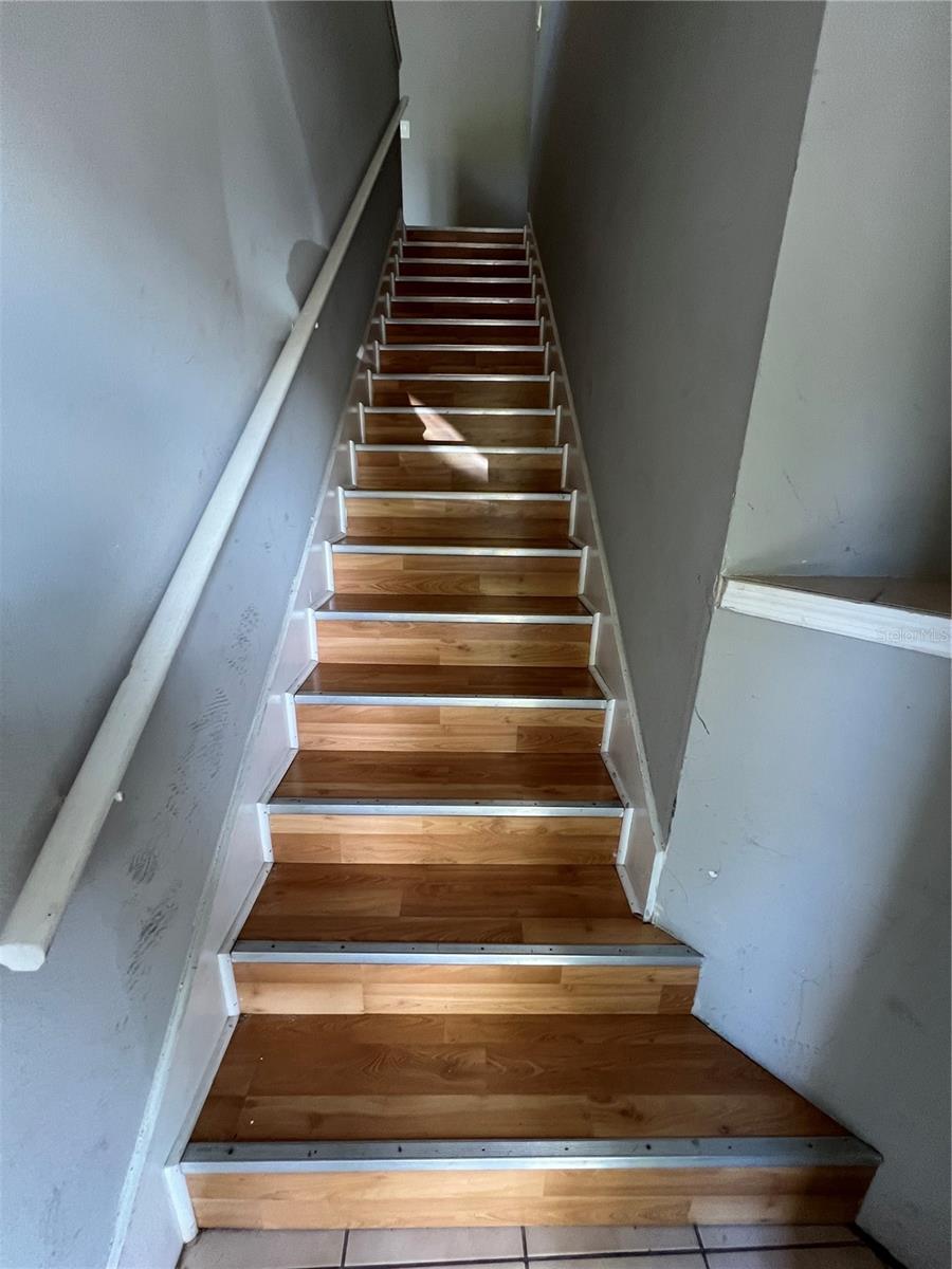 SUNSET LAKE - Residential