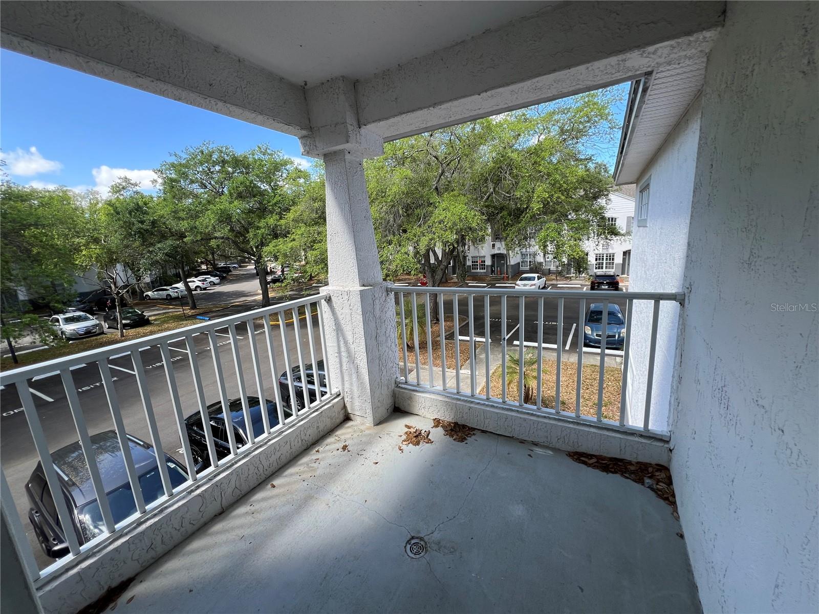 SUNSET LAKE - Residential