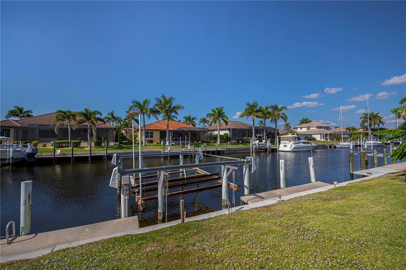 PUNTA GORDA ISLES SEC 04 - Residential