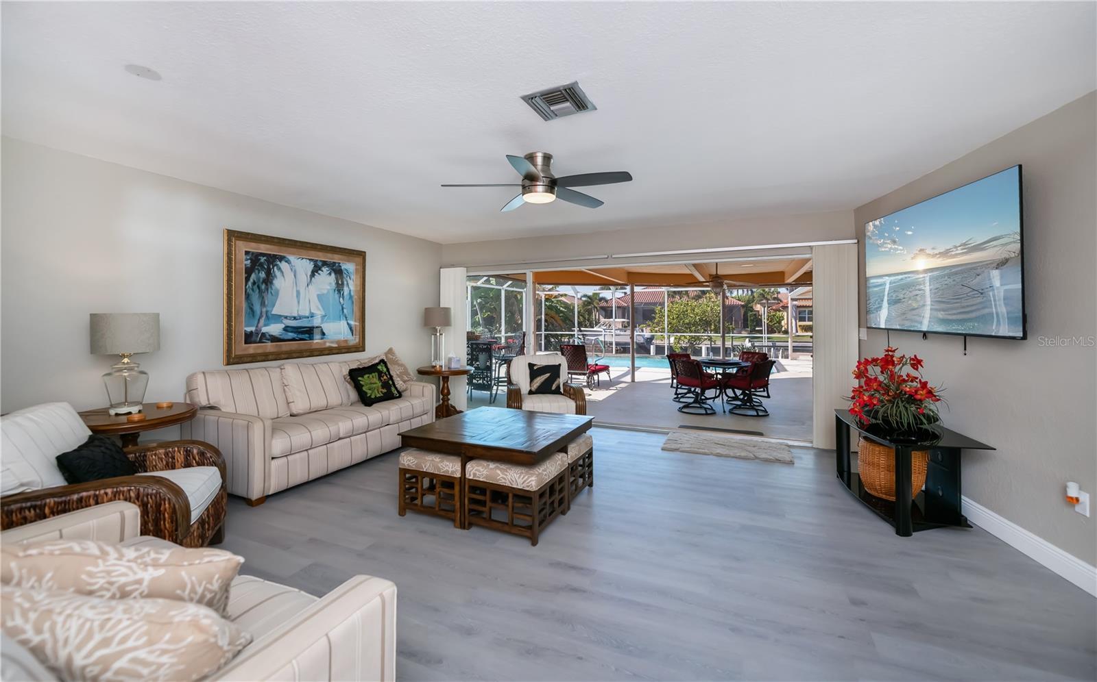 PUNTA GORDA ISLES SEC 04 - Residential