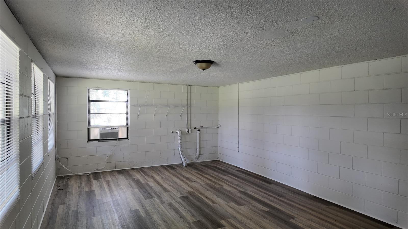 FRUITLAND PARK DREAM LAKE - Residential