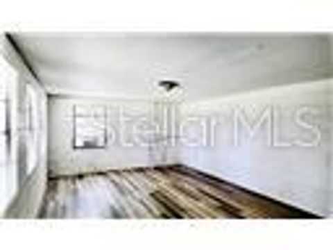 Tiny photo for 409 S Dixie Avenue, Fruitland Park, FL 34731 (MLS # O6406459)