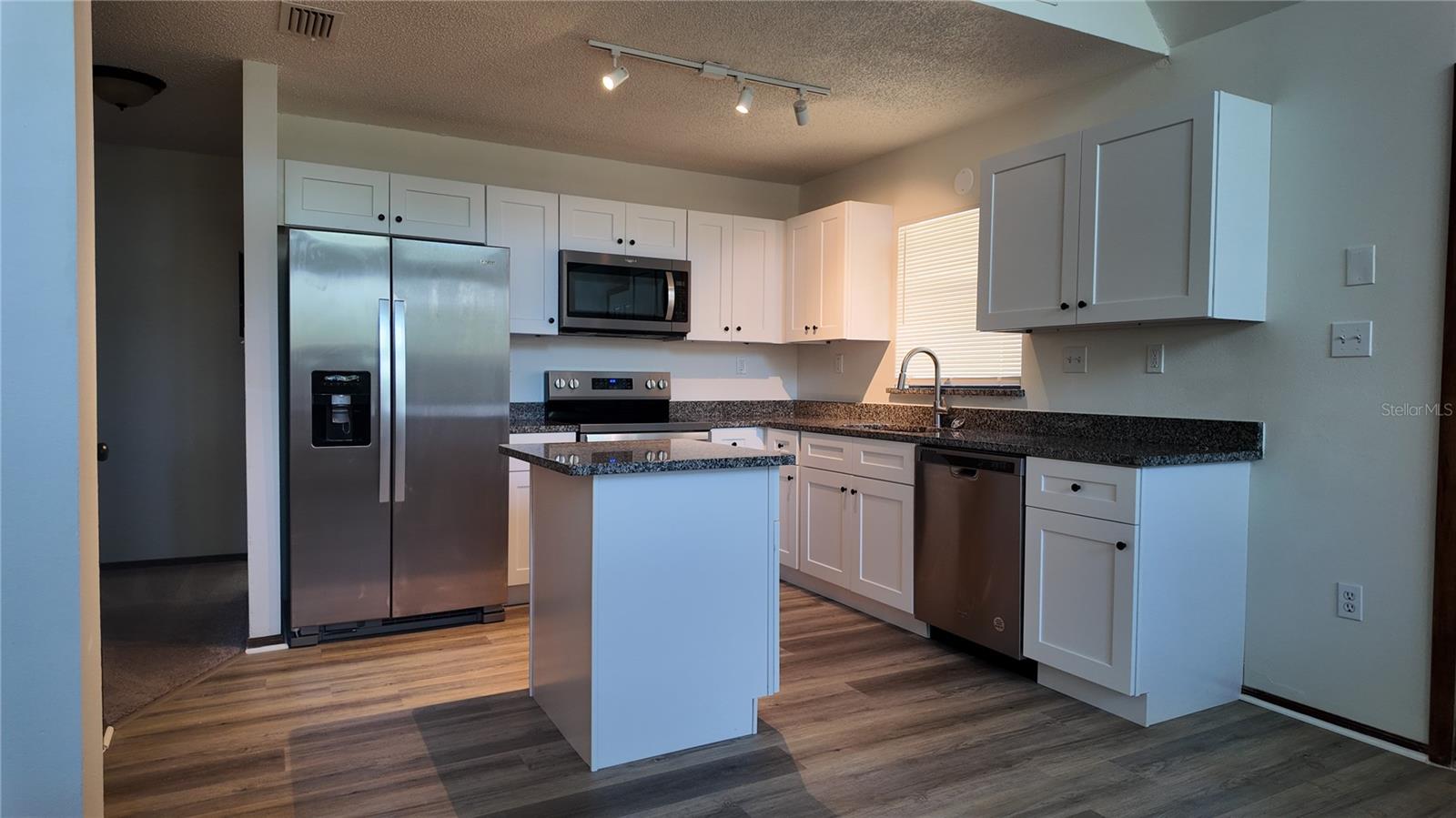 FRUITLAND PARK DREAM LAKE - Residential