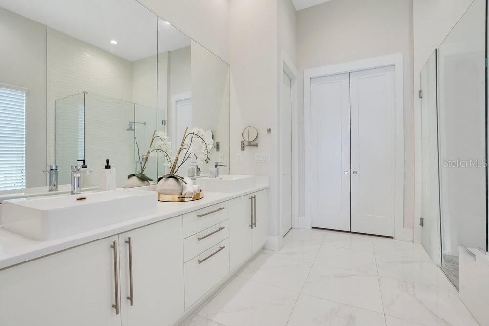 SIGNATURE LAKES PH 02 A B H I J - Residential