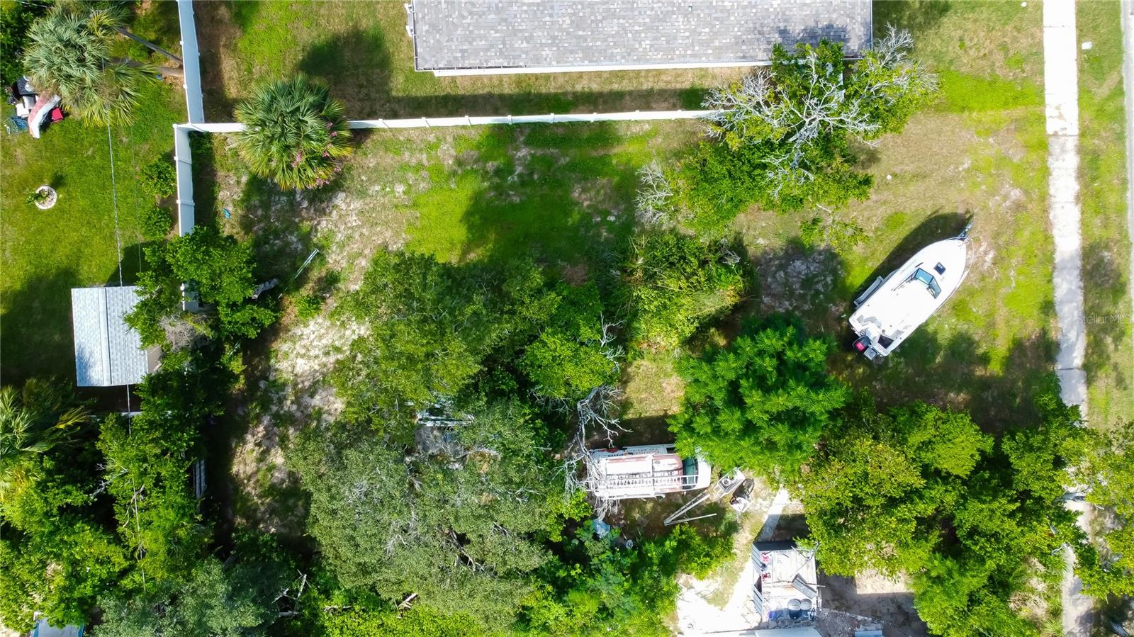 YOUNGS SUB DE LUXE - Land