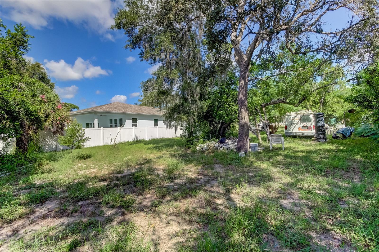 YOUNGS SUB DE LUXE - Land