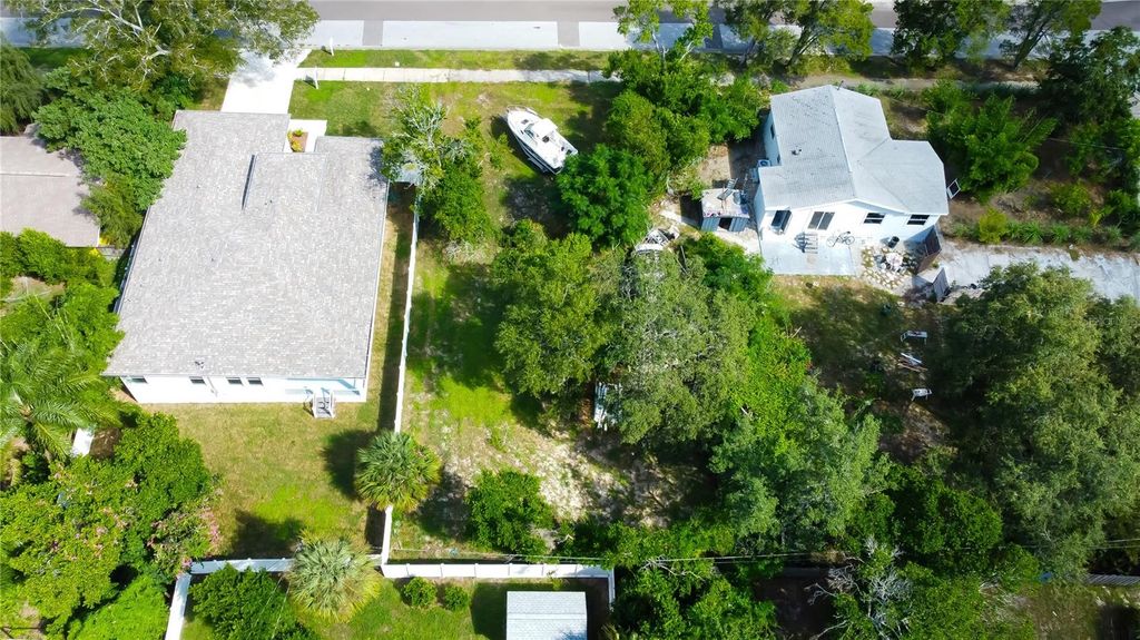 Photo of 1308 E Lemon Street, Tarpon Springs, FL 34689 (MLS # TB8313488)