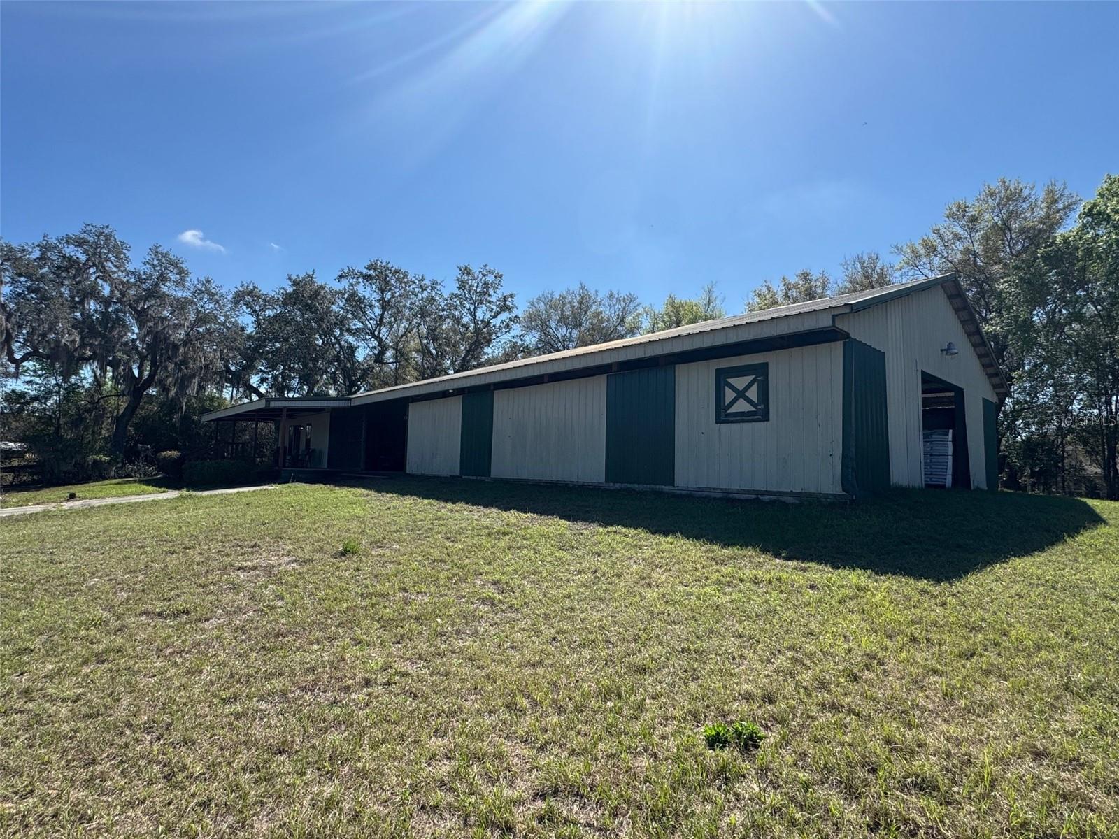 1065 S MASSACHUSETTS AVENUE