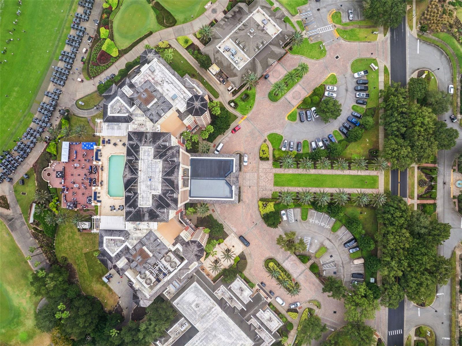 REUNION GRANDE CONDO - Residential