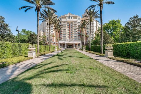 Photo of 7593 Gathering Drive #504, Reunion, FL 34747 (MLS # O6366330)