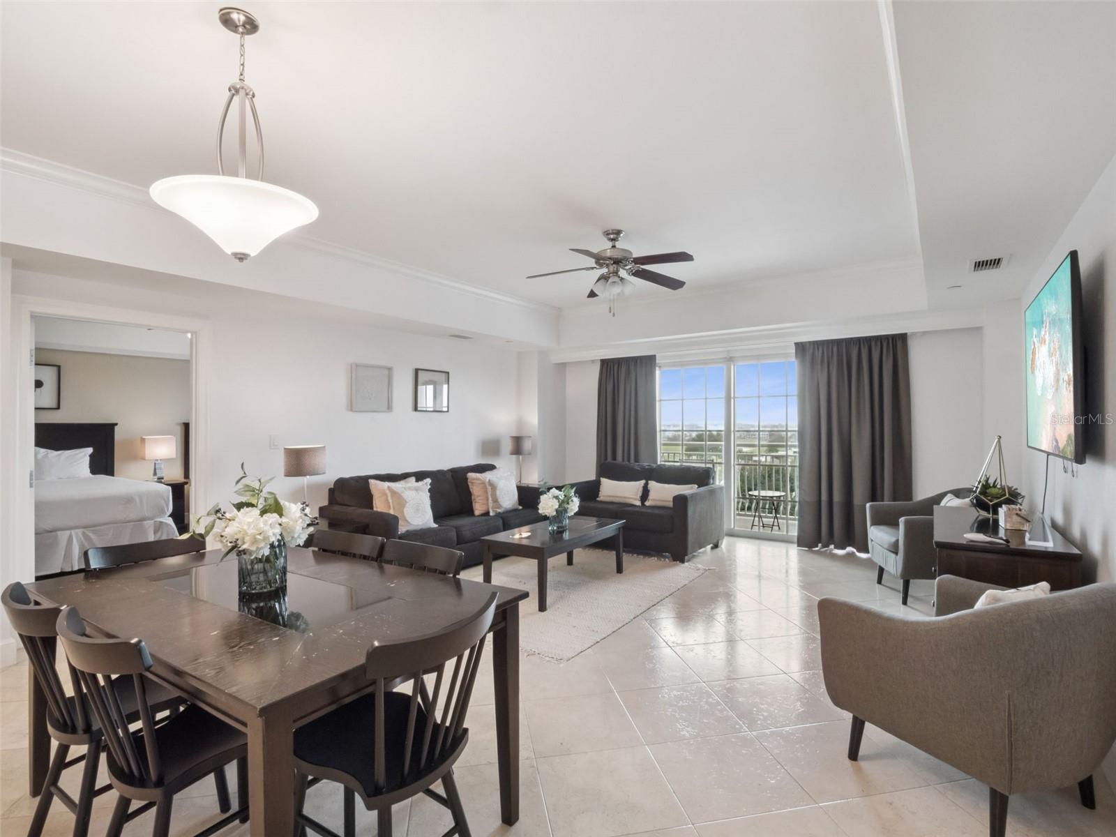 REUNION GRANDE CONDO - Residential