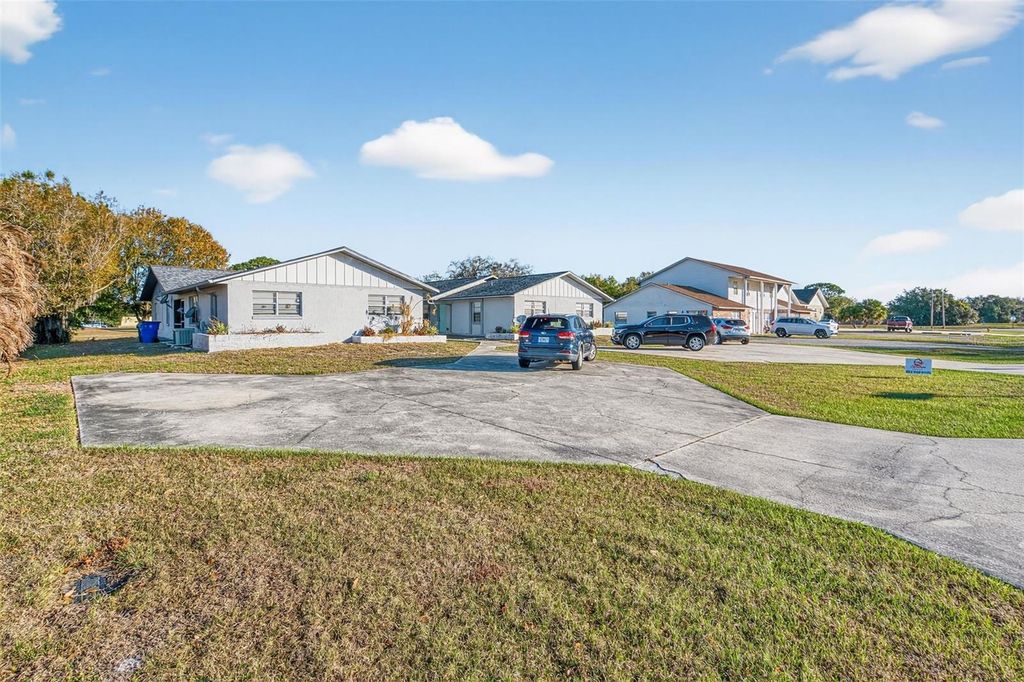 Photo of 6213 Candler Terrace, Sebring, FL 33876 (MLS # L4961924)