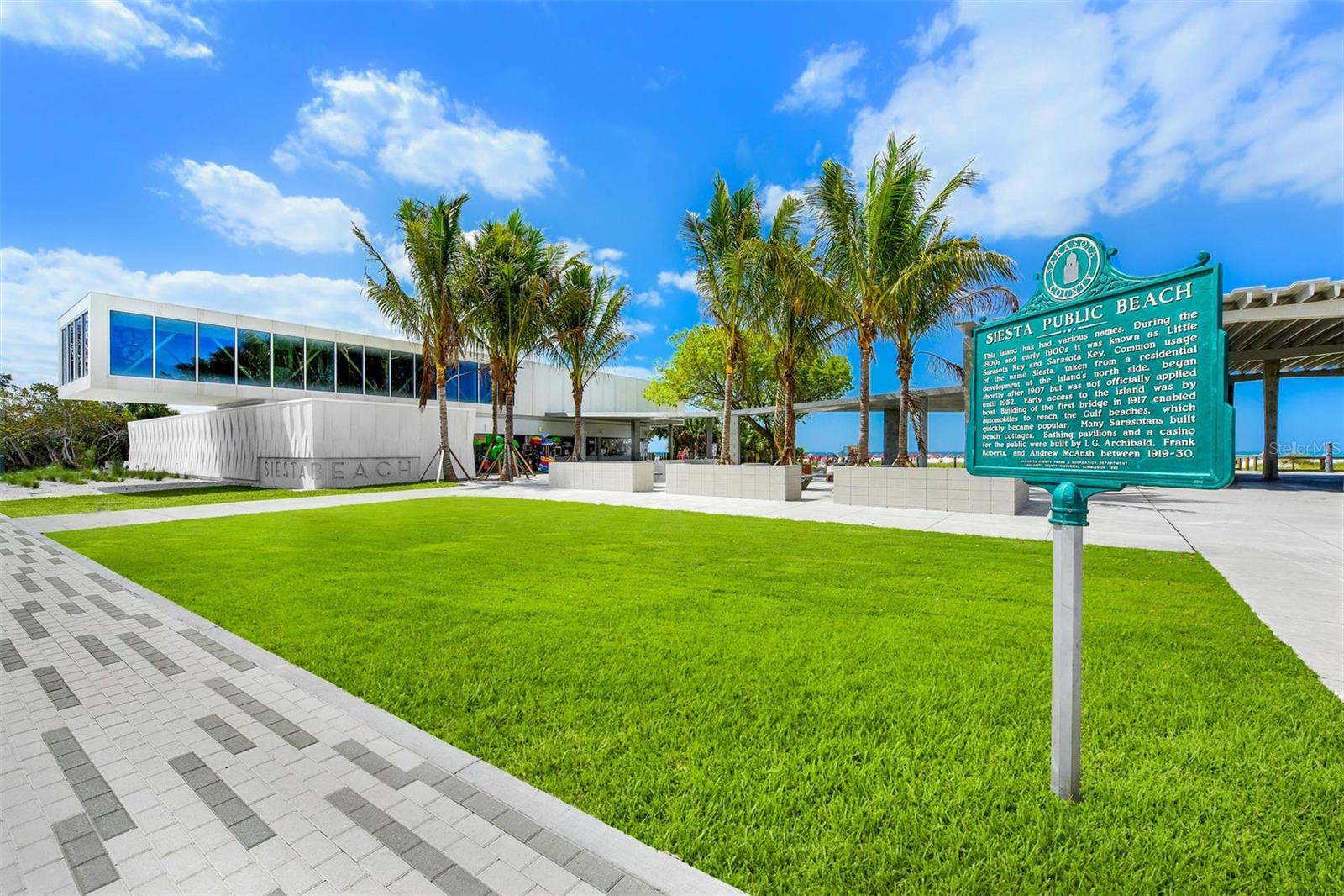 ISLAND REEF I - Residential Lease