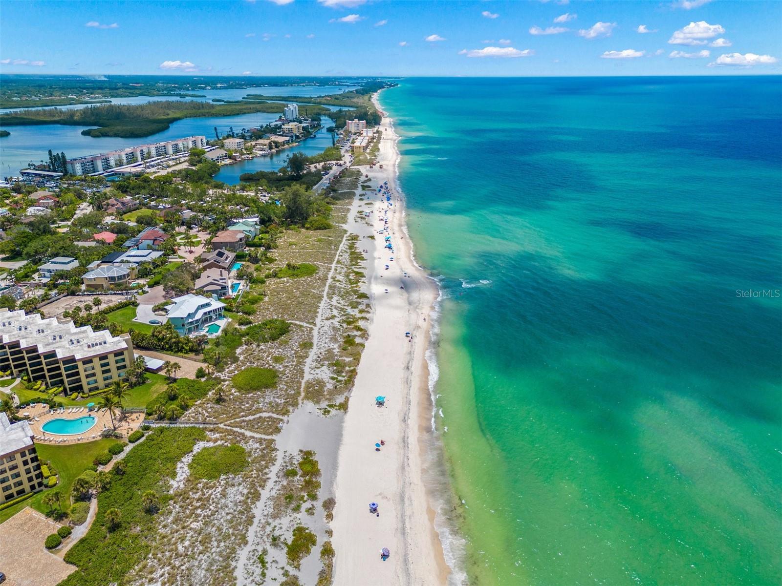 ISLAND REEF I - Residential Lease