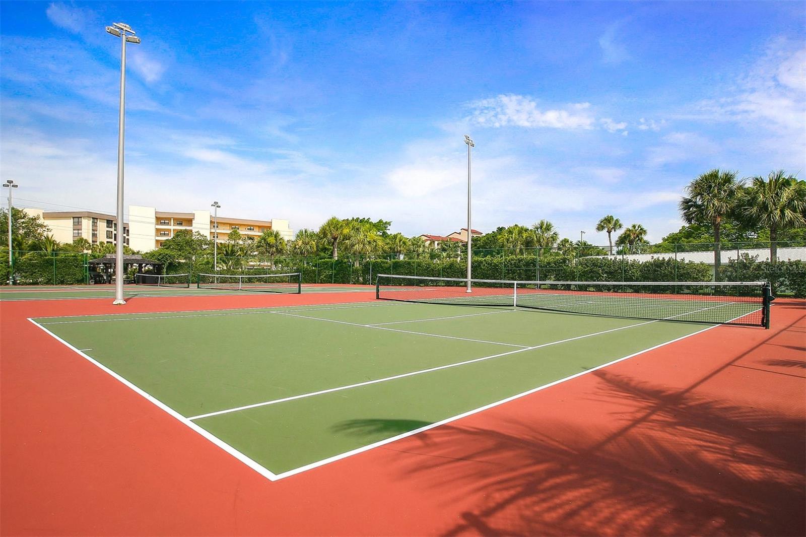 ISLAND REEF I - Residential Lease
