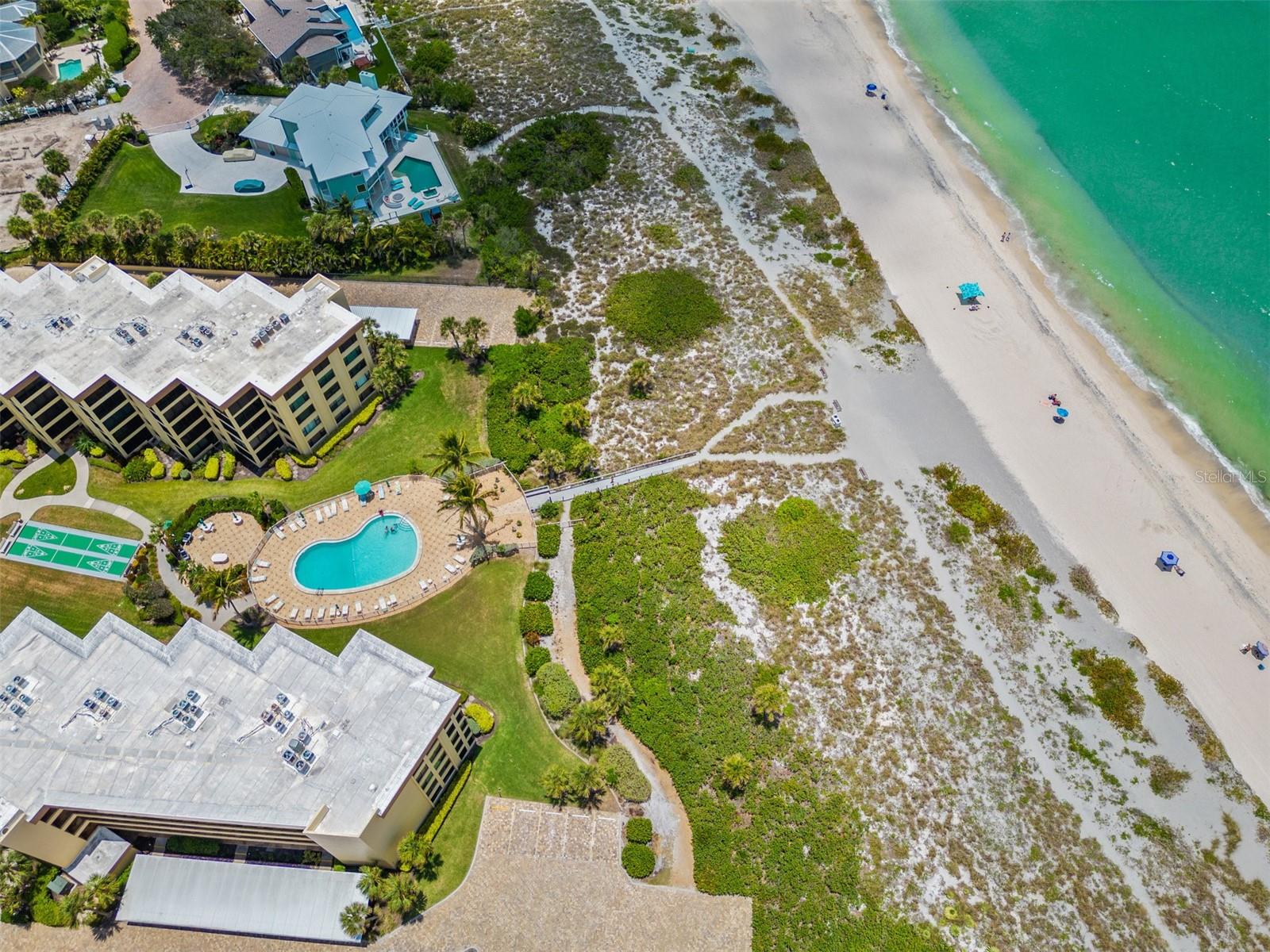 ISLAND REEF I - Residential Lease