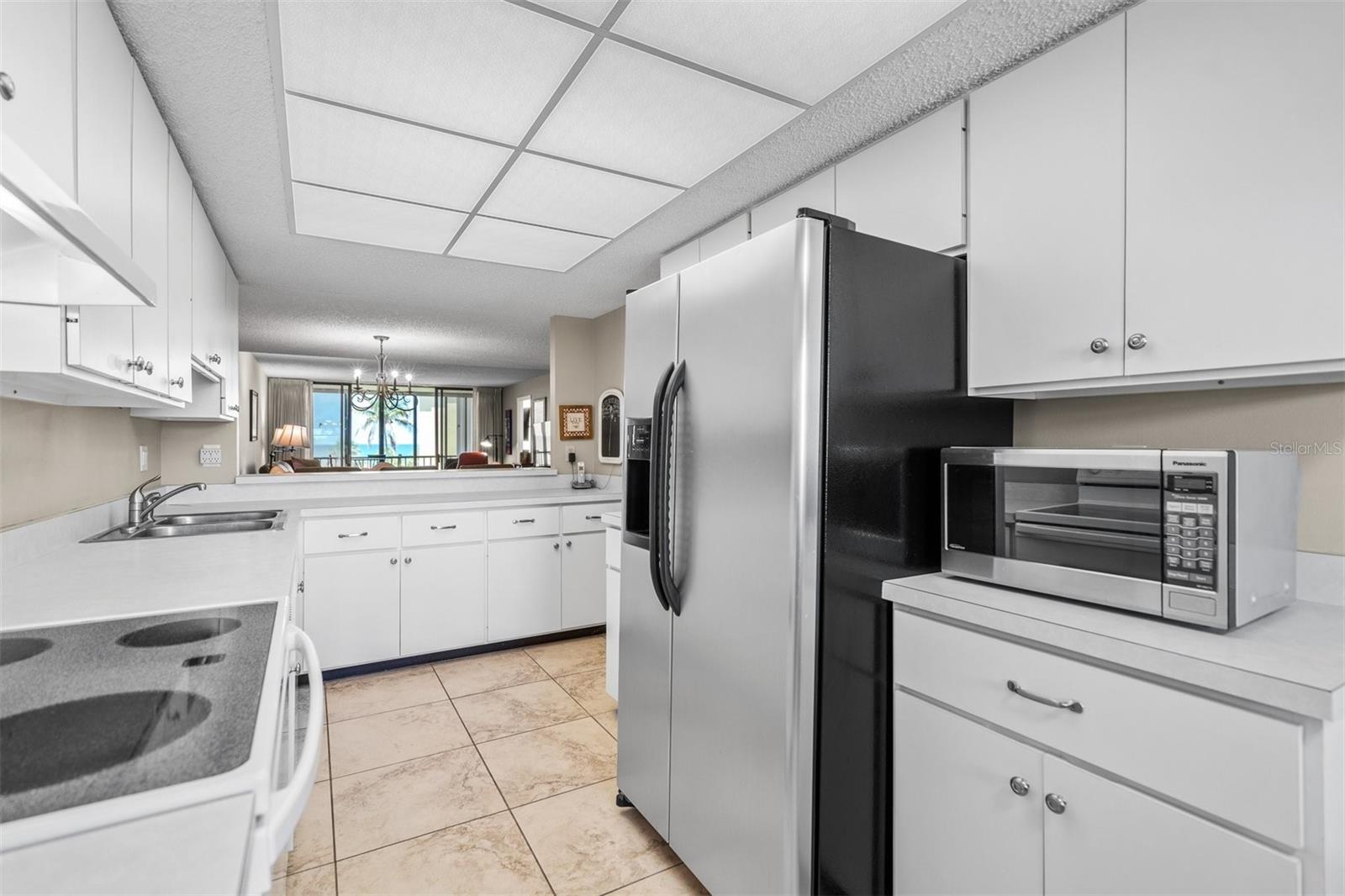 ISLAND REEF I - Residential Lease