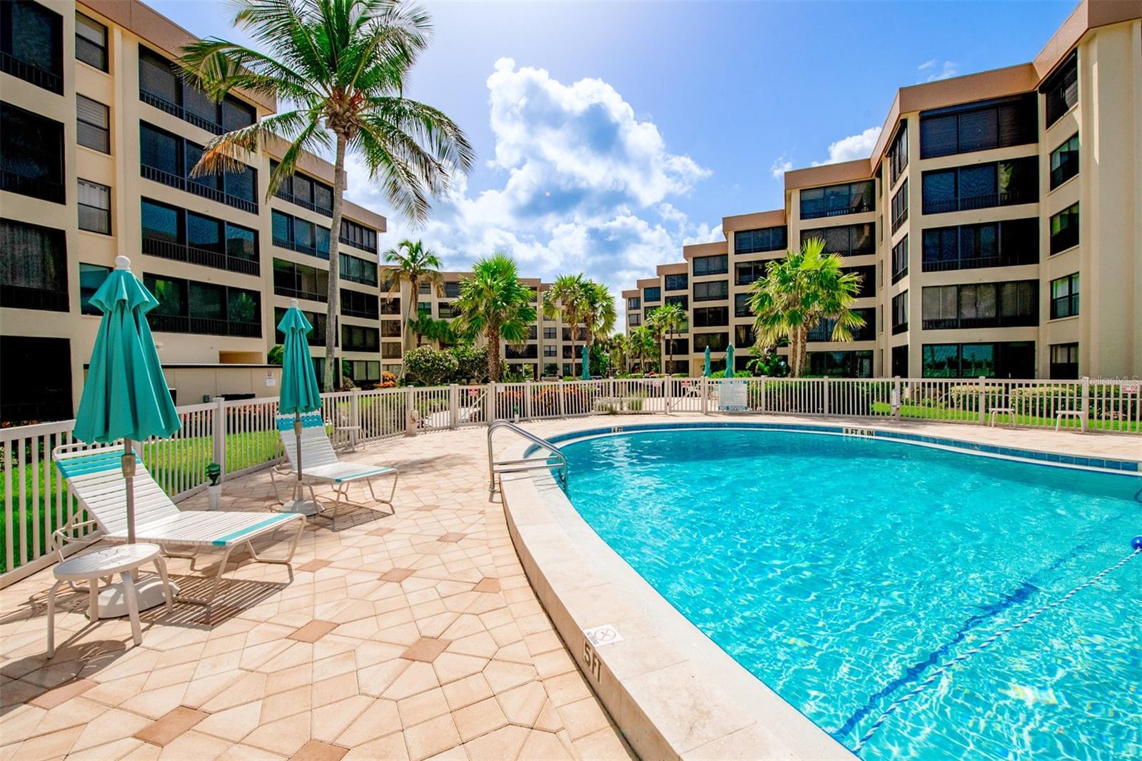 ISLAND REEF I - Residential Lease
