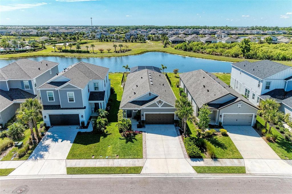 Photo of 4253 Pond Brook Court, Bradenton, FL 34211 (MLS # A4687573)