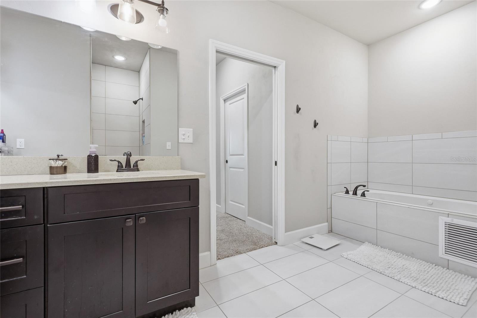 WOODS/ALCHRIST - Residential