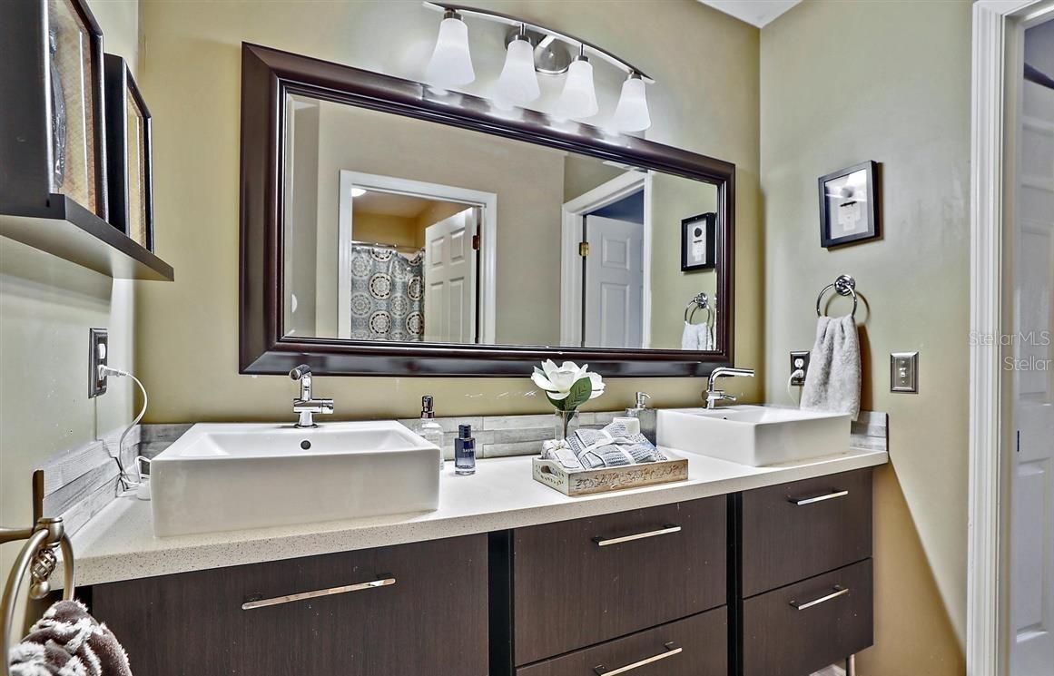 MONTCLAIR CLUSTER - Residential