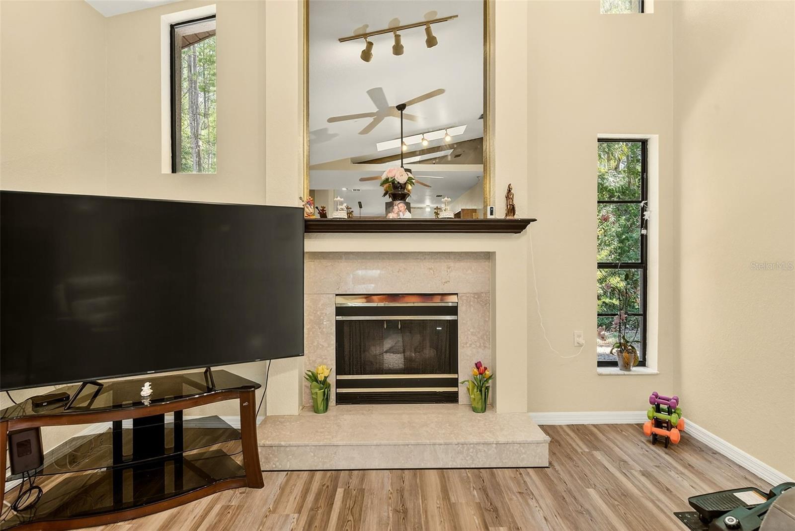HUNTERS RIDGE - Residential