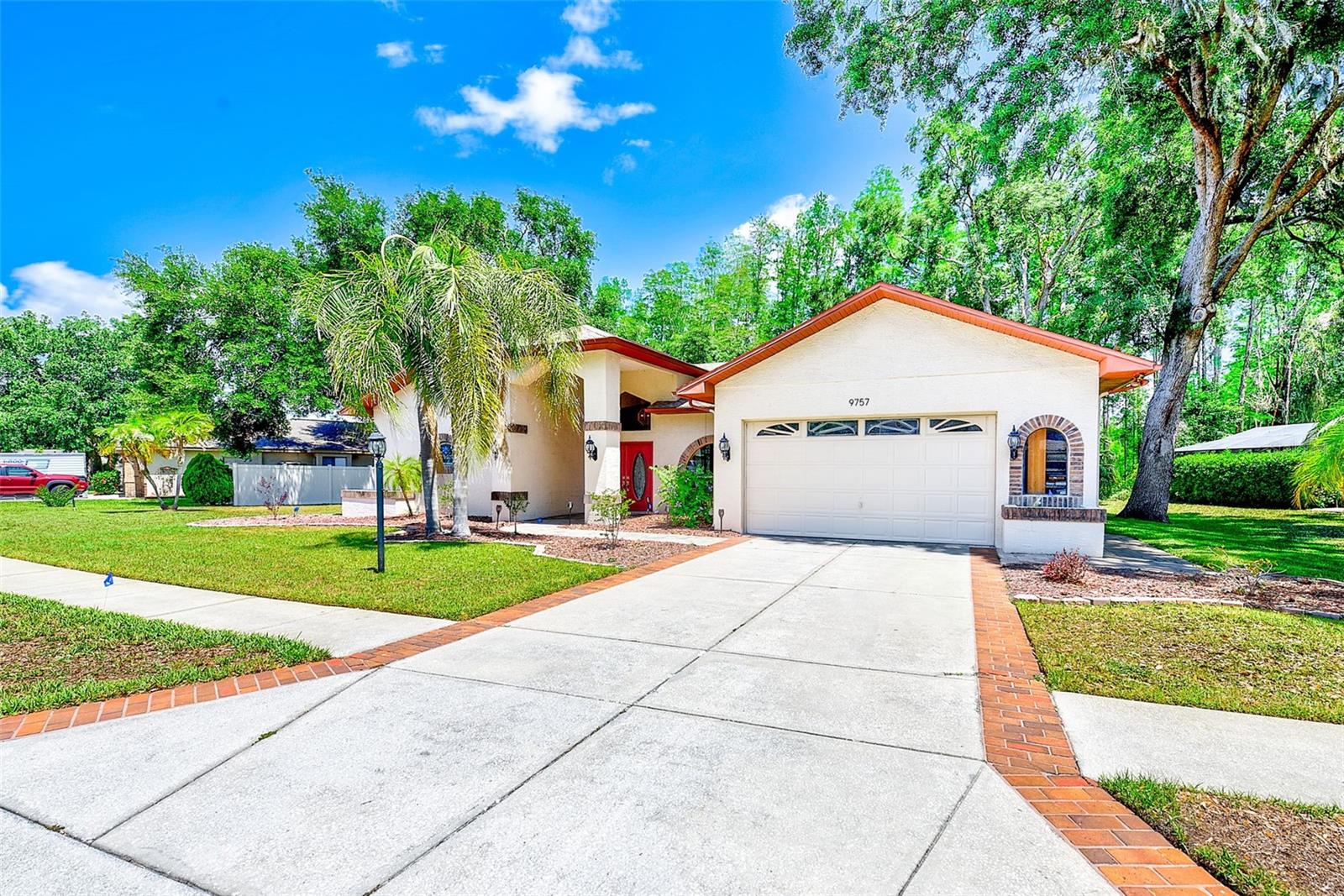 HUNTERS RIDGE - Residential