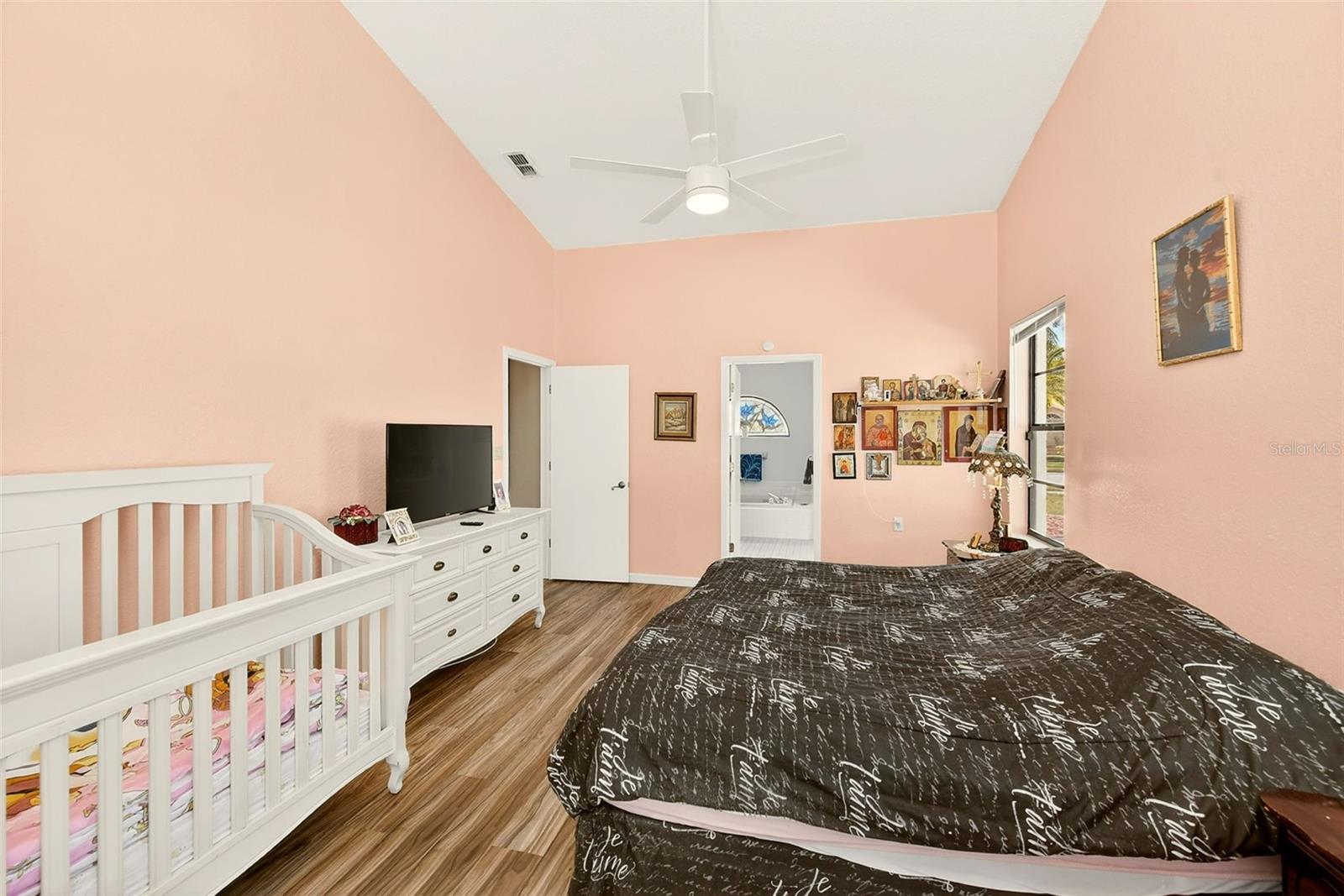 HUNTERS RIDGE - Residential