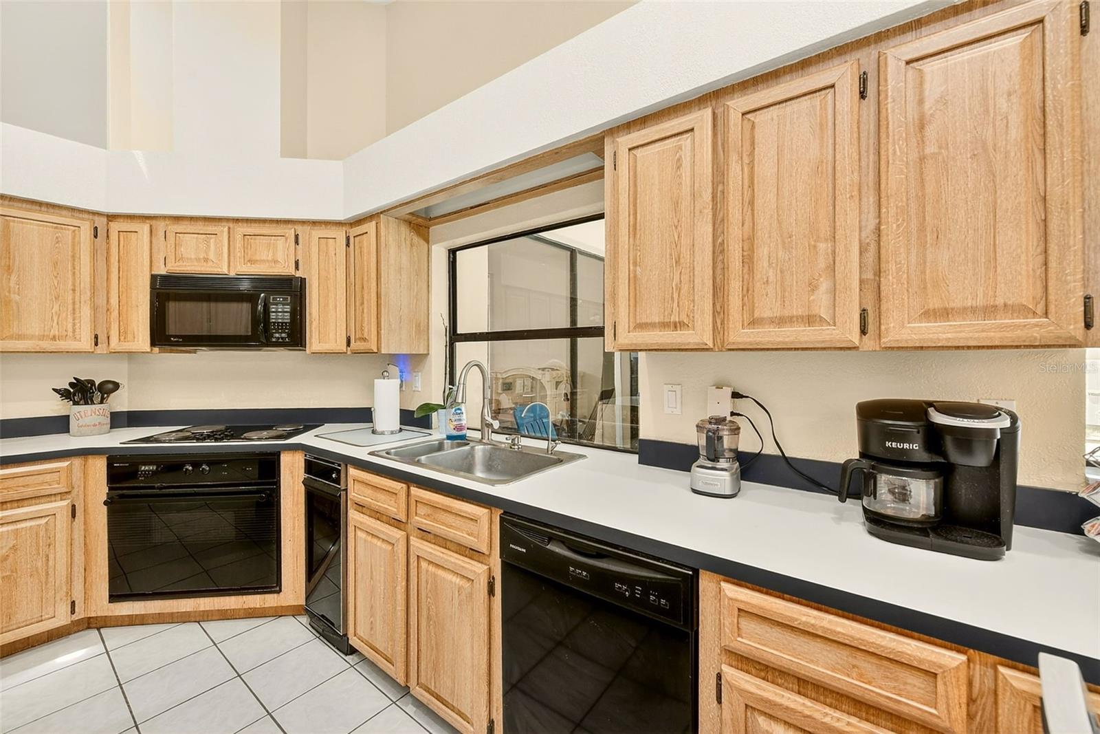 HUNTERS RIDGE - Residential