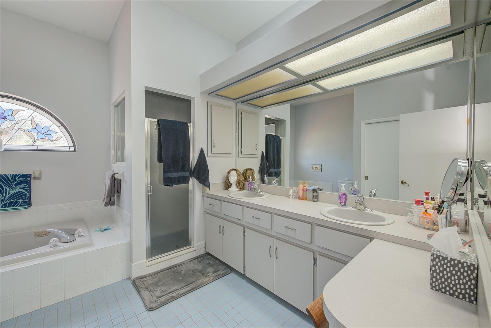 HUNTERS RIDGE - Residential