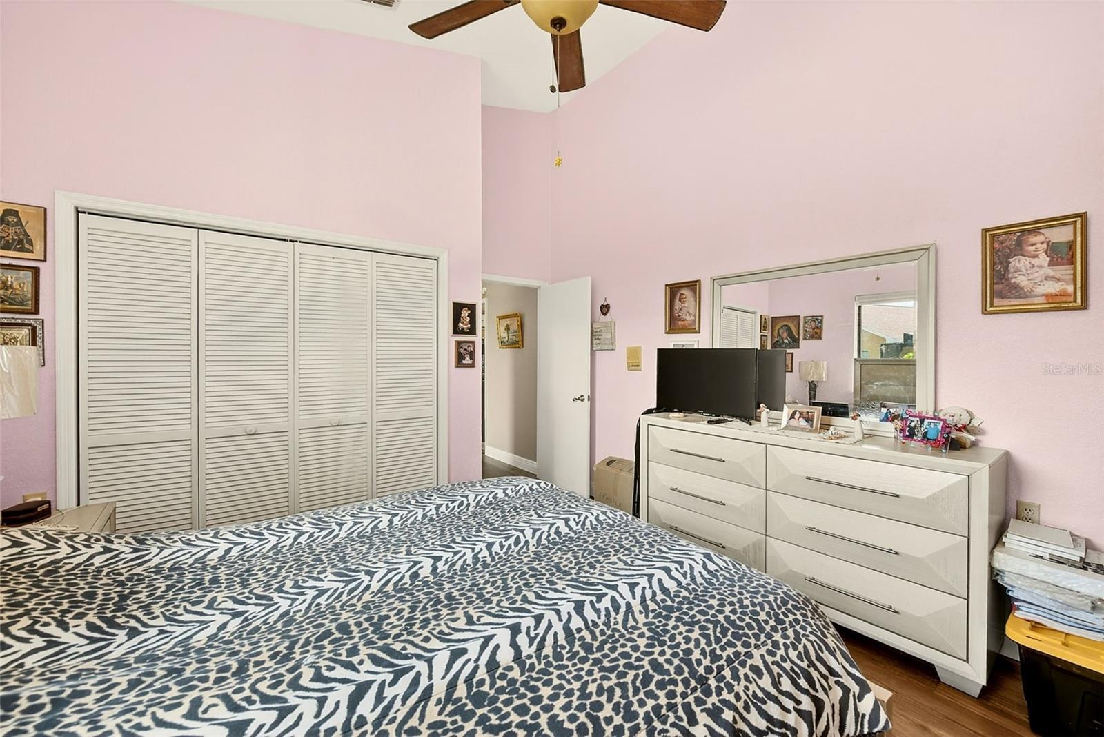 HUNTERS RIDGE - Residential