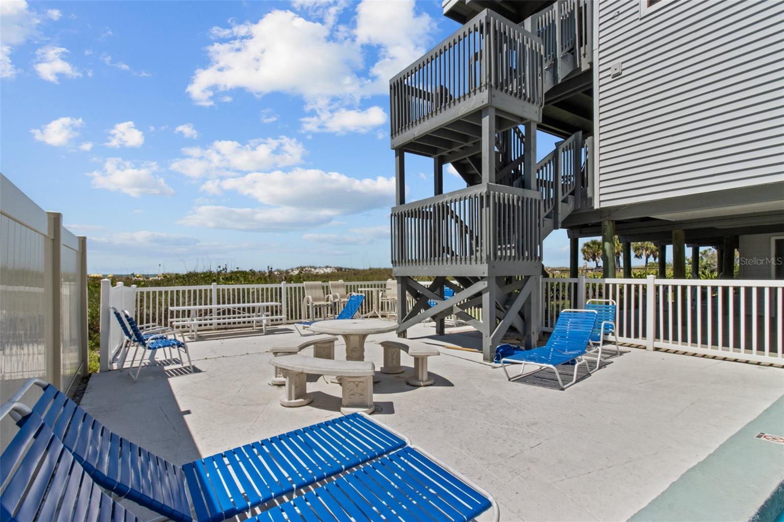 SAND DUNES THE CONDO - Residential Lease