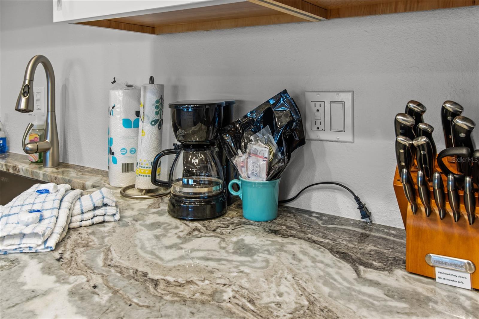 SAND DUNES THE CONDO - Residential Lease