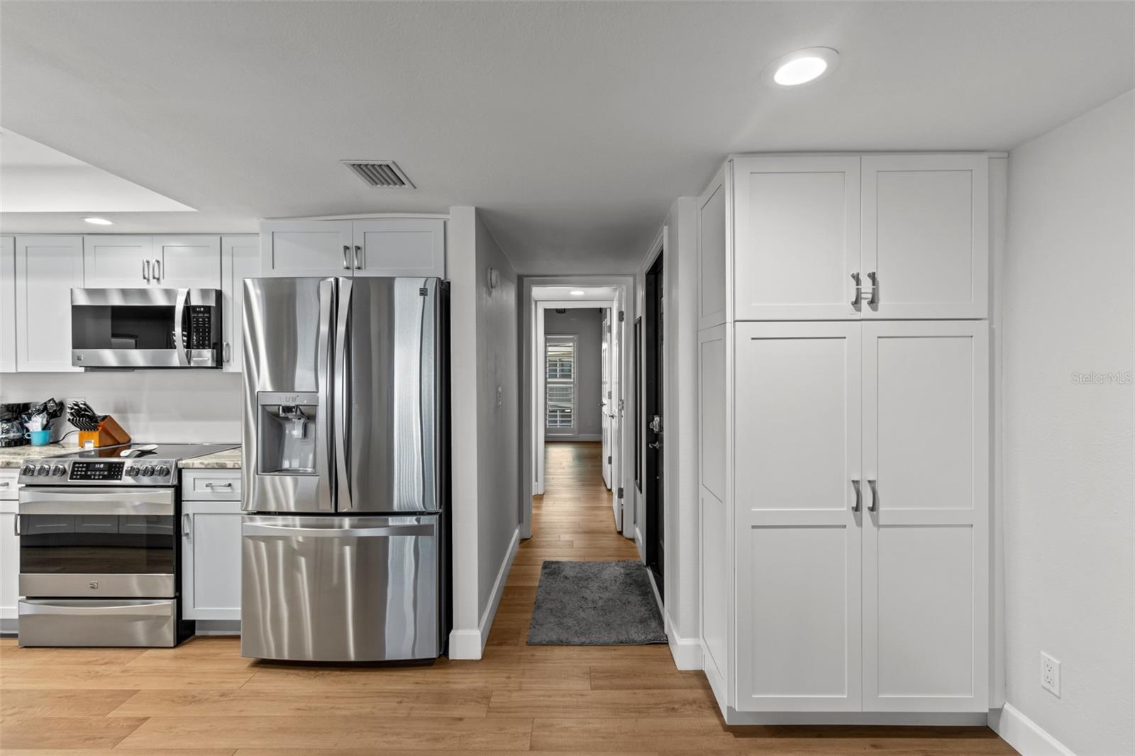 SAND DUNES THE CONDO - Residential Lease