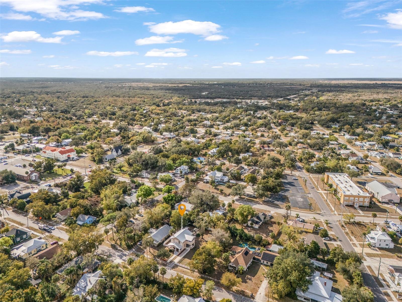 DAUGHTREYS ADD TO ARCADIA - Residential
