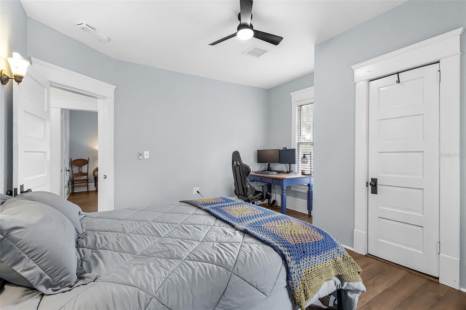 DAUGHTREYS ADD TO ARCADIA - Residential