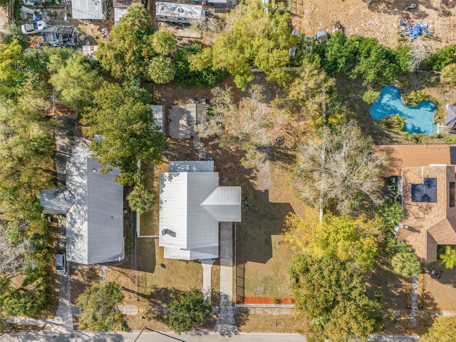 DAUGHTREYS ADD TO ARCADIA - Residential