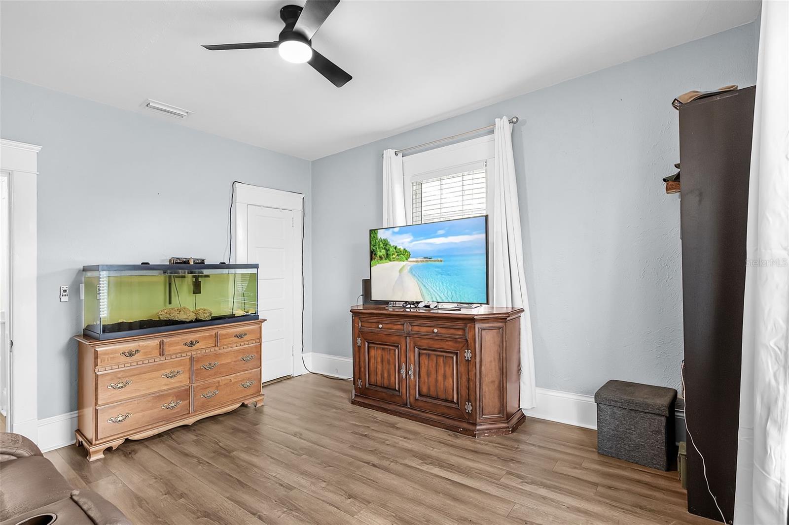 DAUGHTREYS ADD TO ARCADIA - Residential