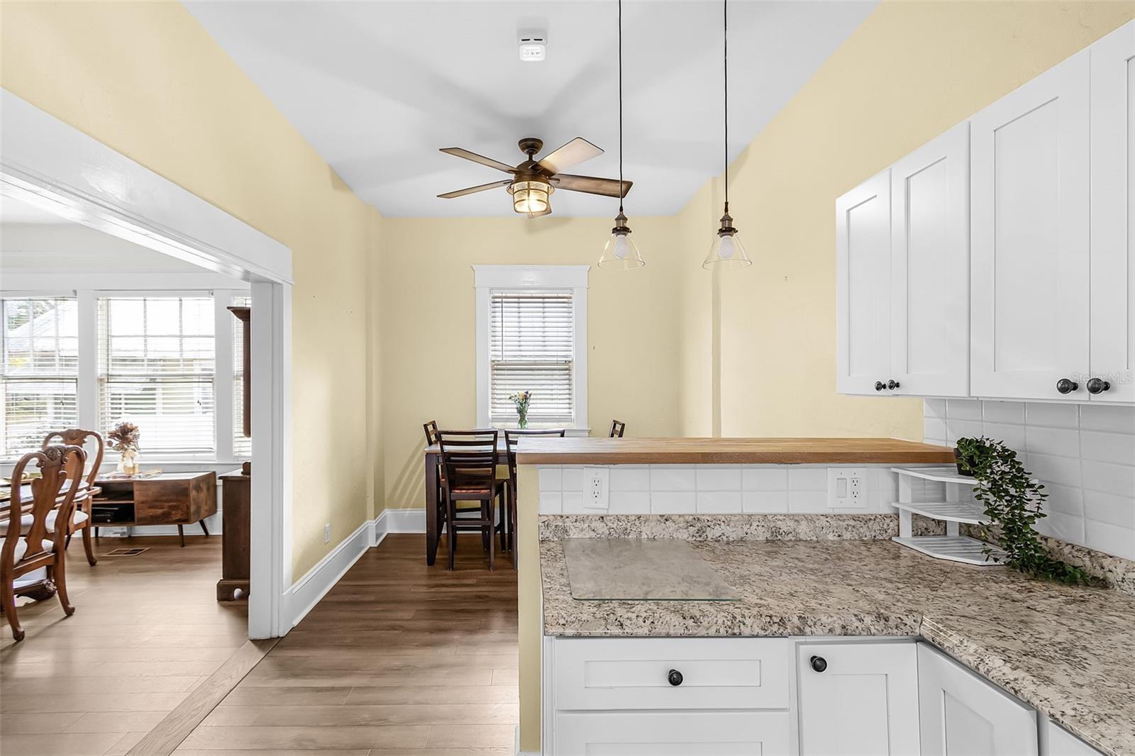 DAUGHTREYS ADD TO ARCADIA - Residential