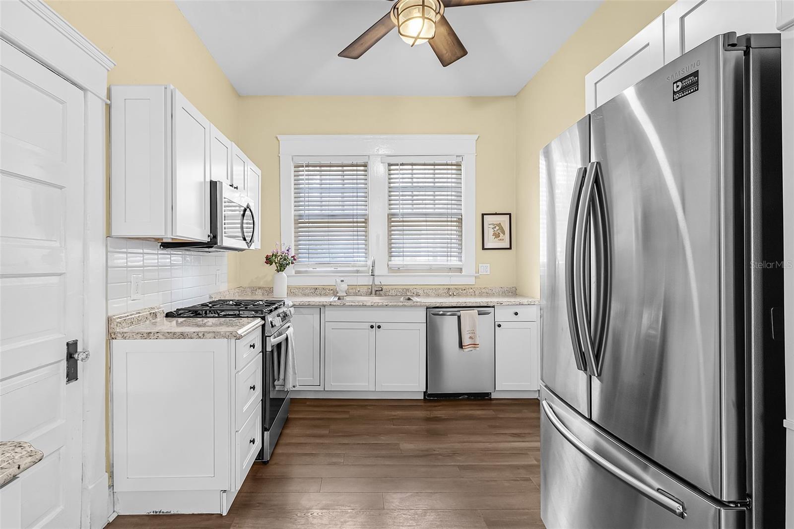 DAUGHTREYS ADD TO ARCADIA - Residential