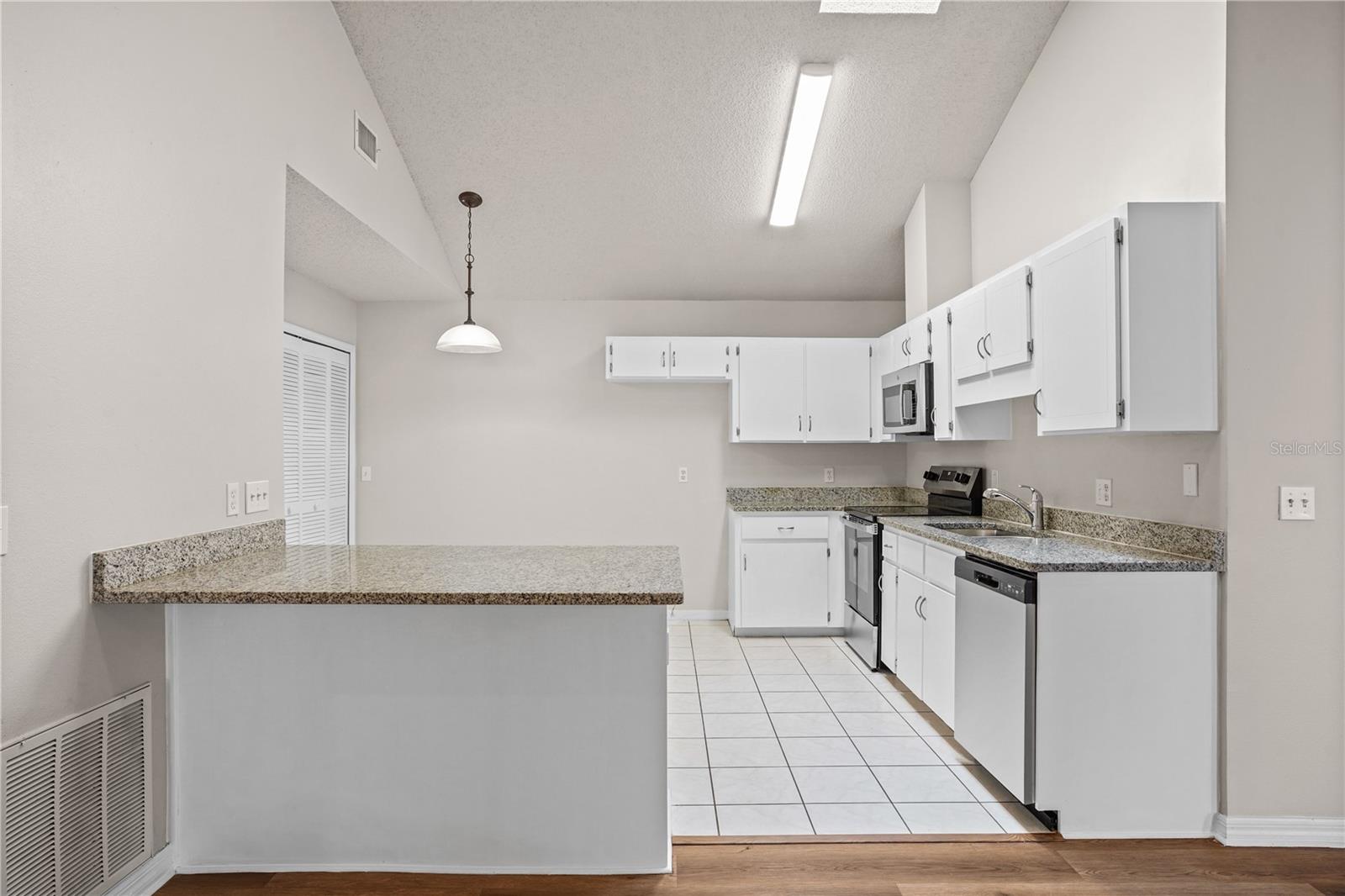 GROVES PH B REP - Residential