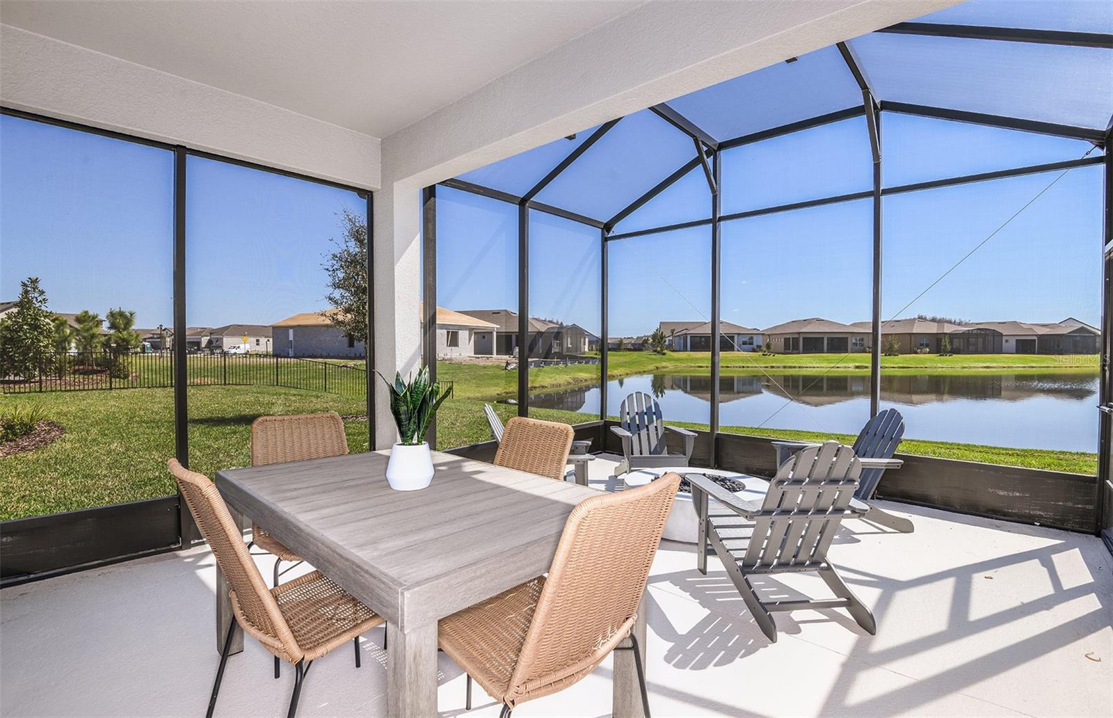 DEL WEBB RIVER RESERVE PHASE 1A & 1B - Residential