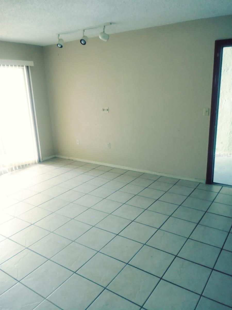 DESTINY SPGS CONDO - Residential Lease