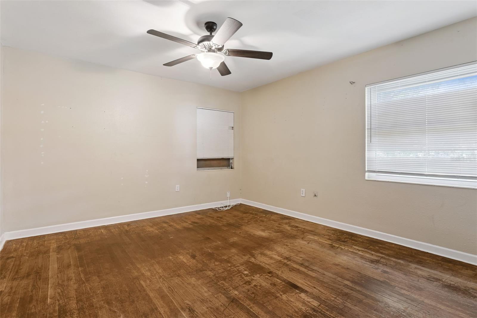 LEESBURG LOVES POINT ADD - Residential