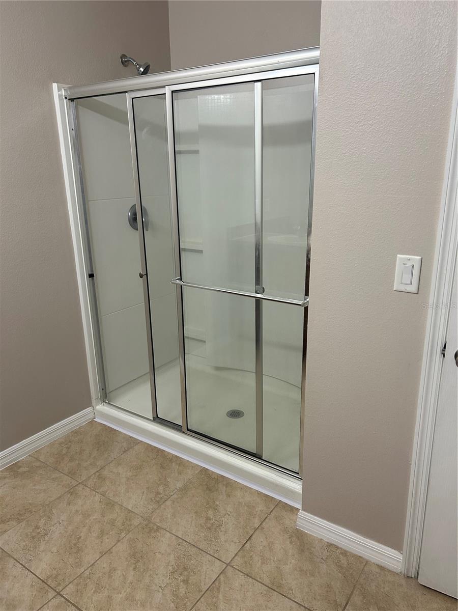 NORMANDY HEIGHTS 3A - Residential Lease