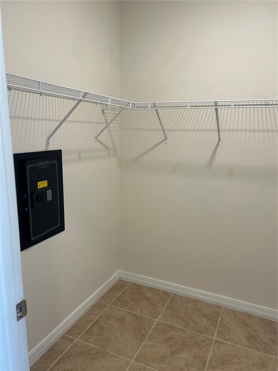 NORMANDY HEIGHTS 3A - Residential Lease