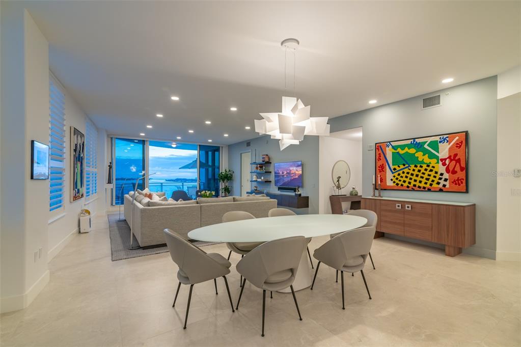 MARINA TOWER - Residential