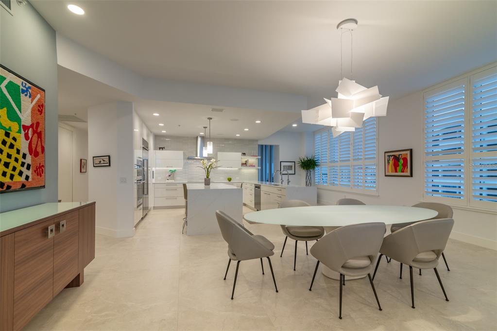 MARINA TOWER - Residential