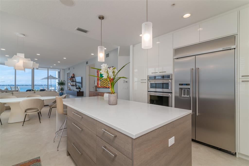 MARINA TOWER - Residential