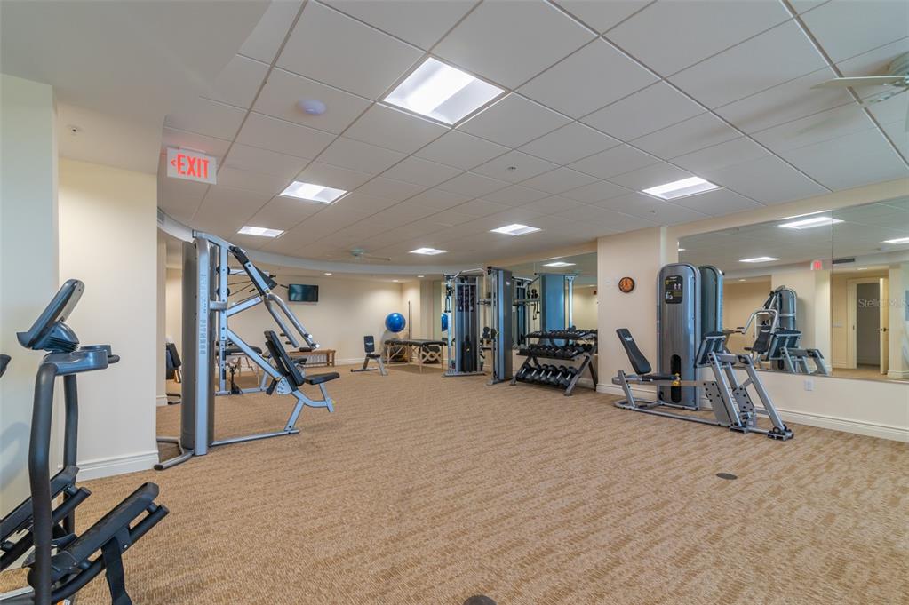 MARINA TOWER - Residential